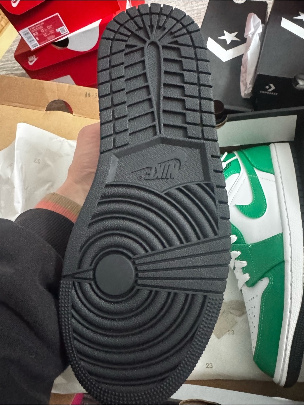 Air Jordan 1 Mid - Picture 5 of 6